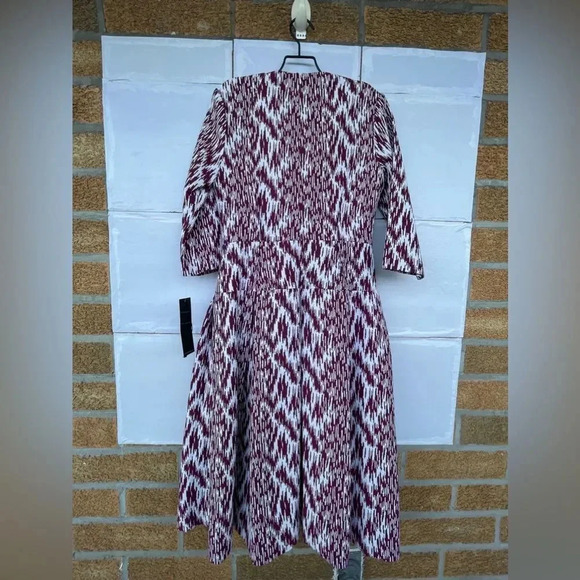 FRONT ROW by Sara and Goldy trapeze hem graphic dress 4 - Picture 7 of 8